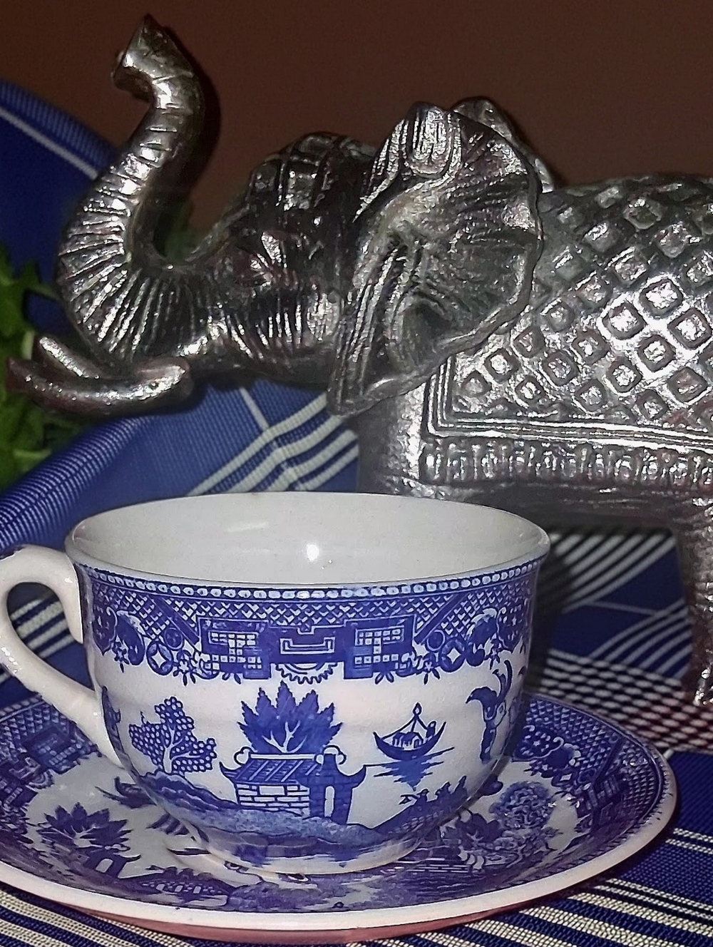 Vintage Blue Willow TransferWare Ceramic Teacup & Dinnerplate. Made In Japan.
